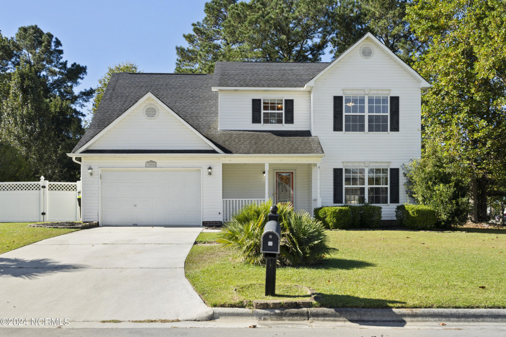 300 Softwood Ct Jacksonville, NC 28540