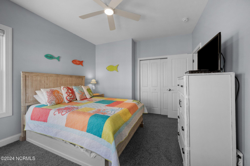 965 Tower Ct Topsail Beach, NC 28445