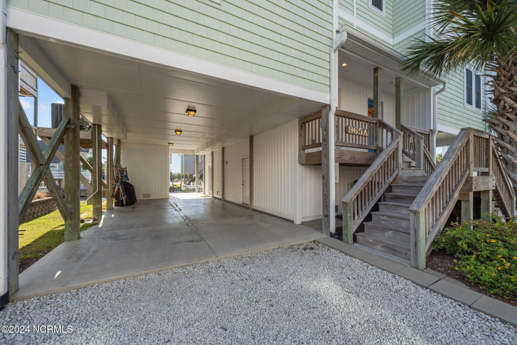 965 Tower Ct Topsail Beach, NC 28445