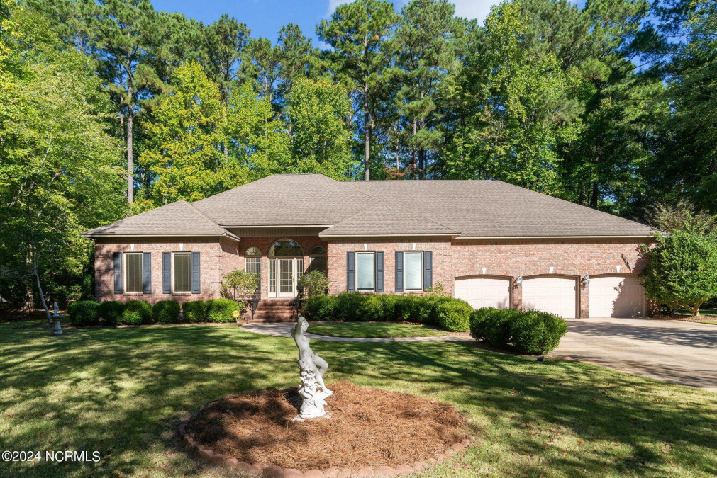 100 Rappahannock Cir Chocowinity, NC 27817