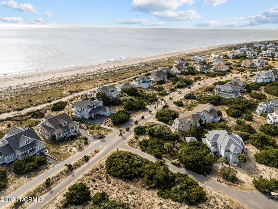 3 Sea Lavender Ct Bald Head Island, NC 28461