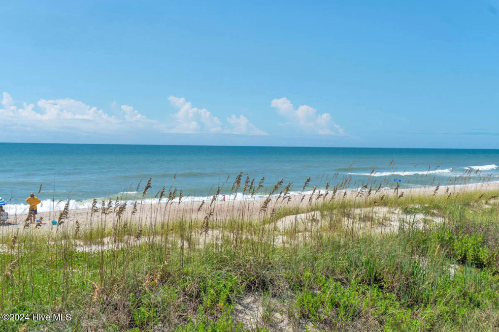 5715 Ocean Dr Emerald Isle, NC 28594