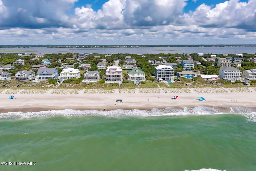 5715 Ocean Dr Emerald Isle, NC 28594