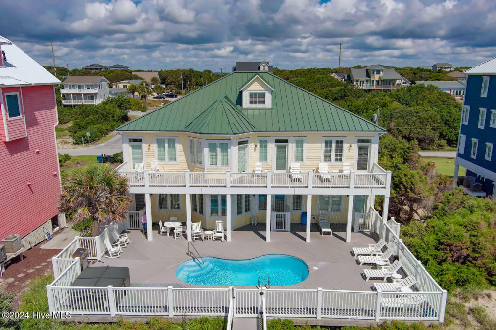 5715 Ocean Dr Emerald Isle, NC 28594