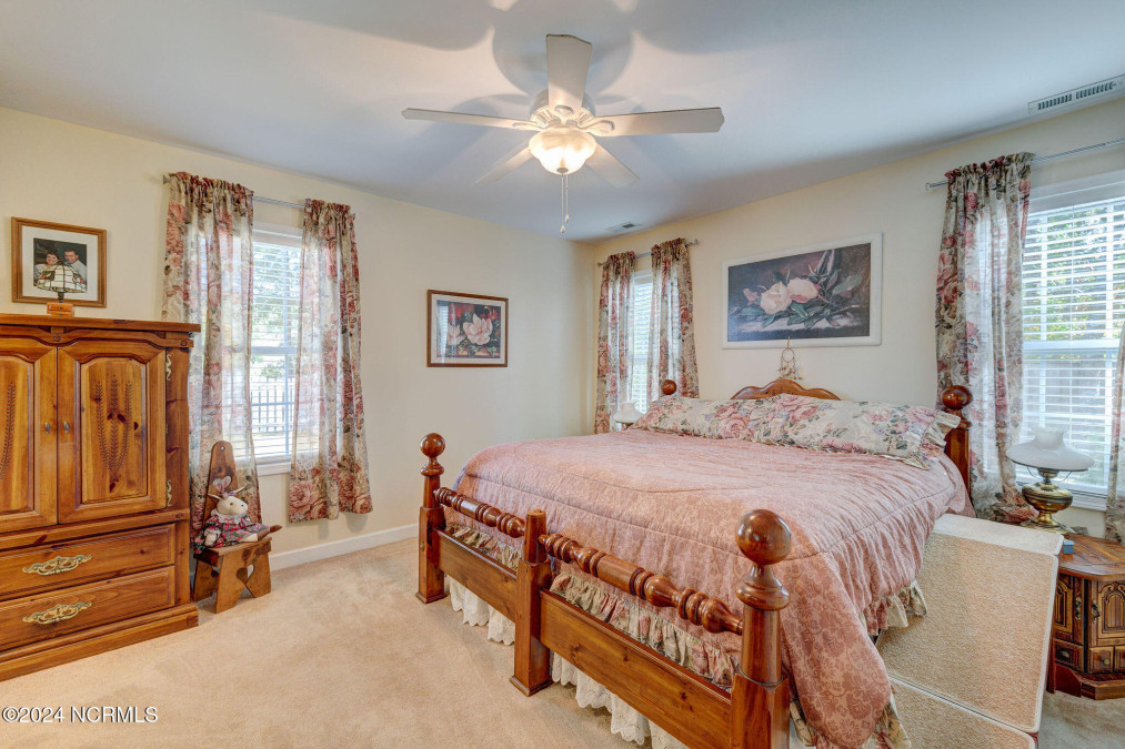 217 Scrub Oaks Dr Hampstead, NC 28443