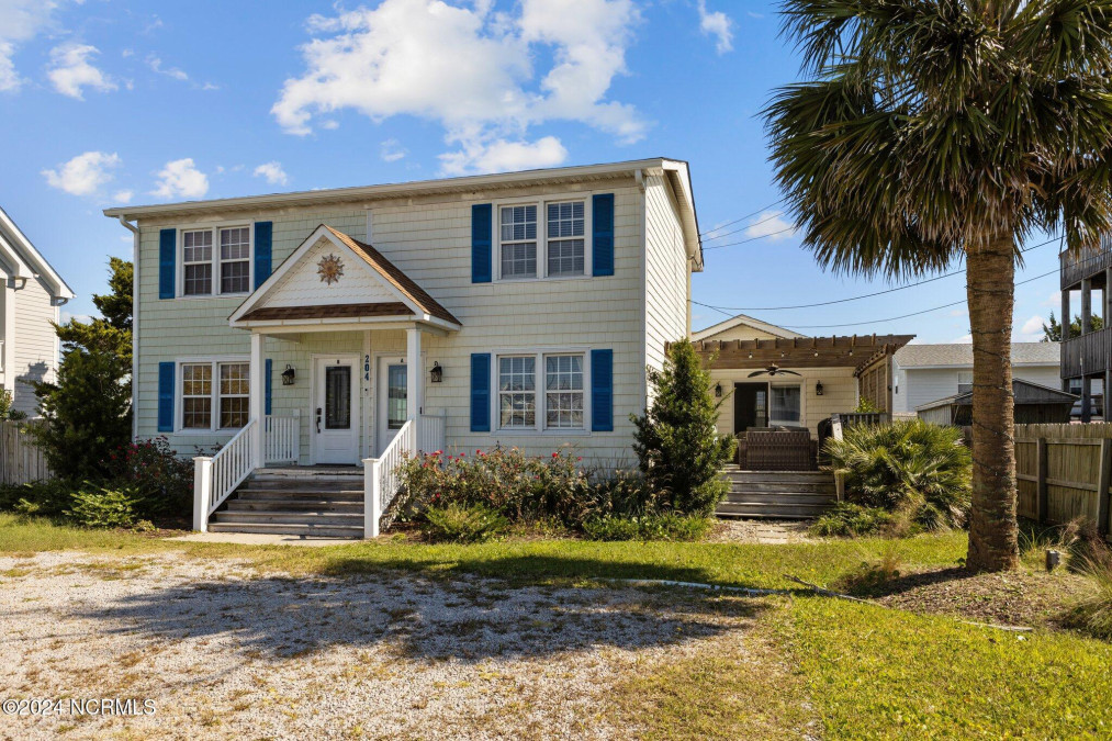 204 Bogue Sound Dr Atlantic Beach, NC 28512