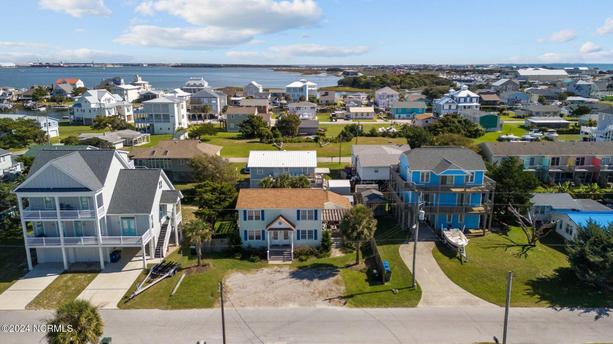 204 Bogue Sound Dr Atlantic Beach, NC 28512