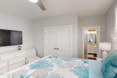 21 Porpoise Pl North Topsail Beach, NC 28460