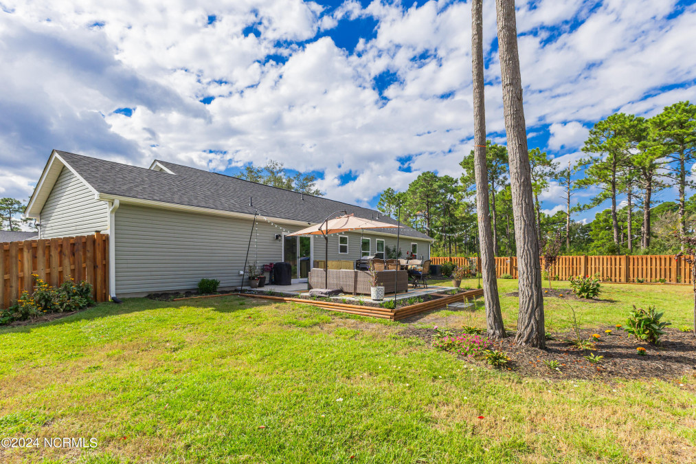 861 Golf View Rd Southport, NC 28461