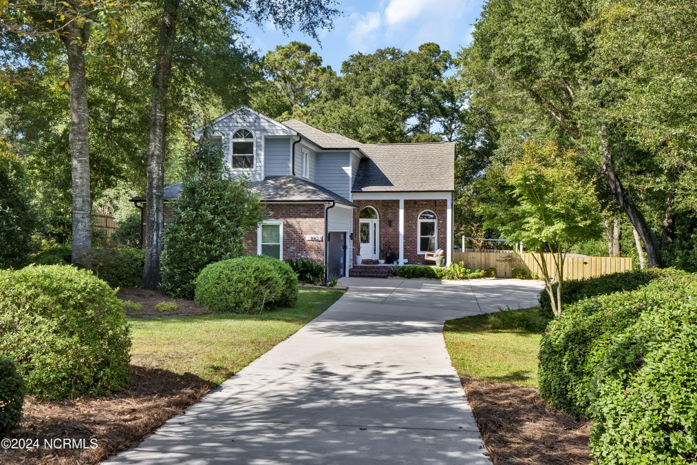 8423 Bald Eagle Ln Wilmington, NC 28411