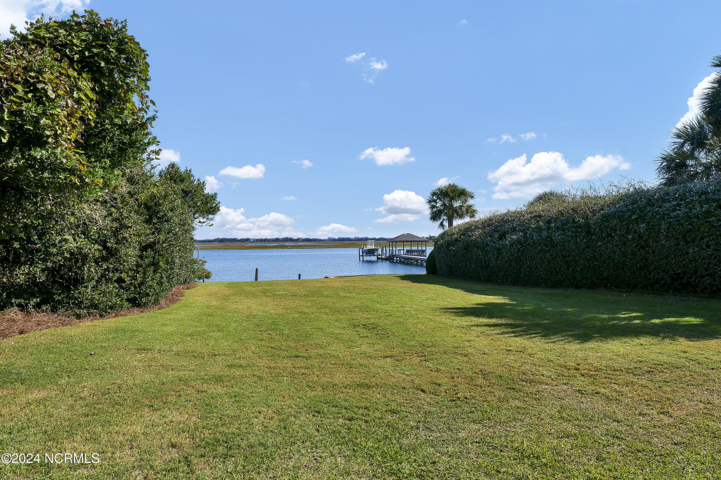 8423 Bald Eagle Ln Wilmington, NC 28411