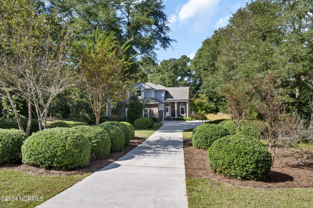 8423 Bald Eagle Ln Wilmington, NC 28411