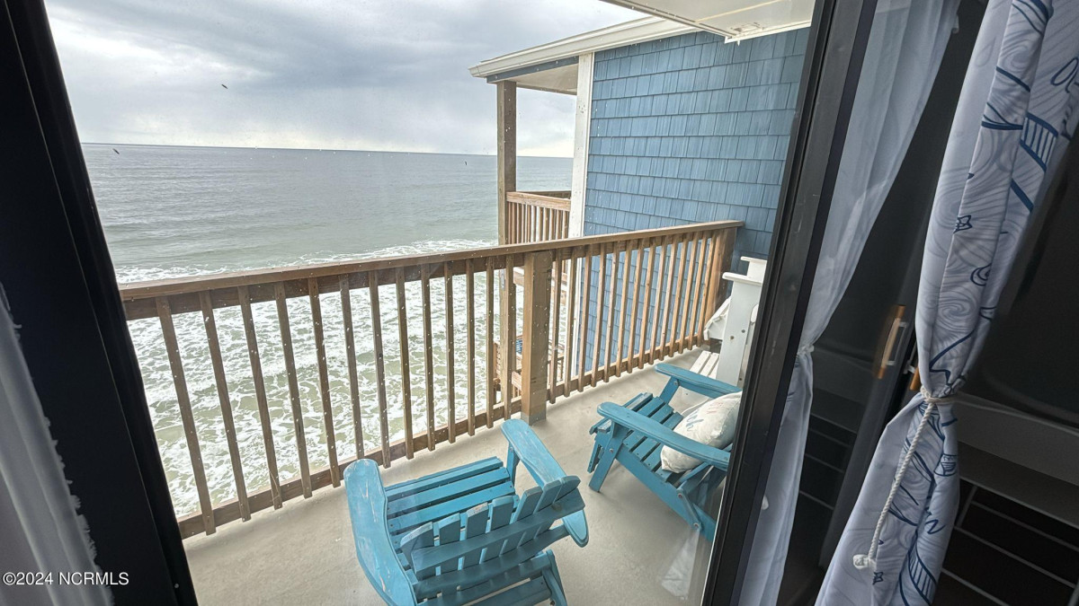 2182 New River Inlet Rd North Topsail Beach, NC 28460