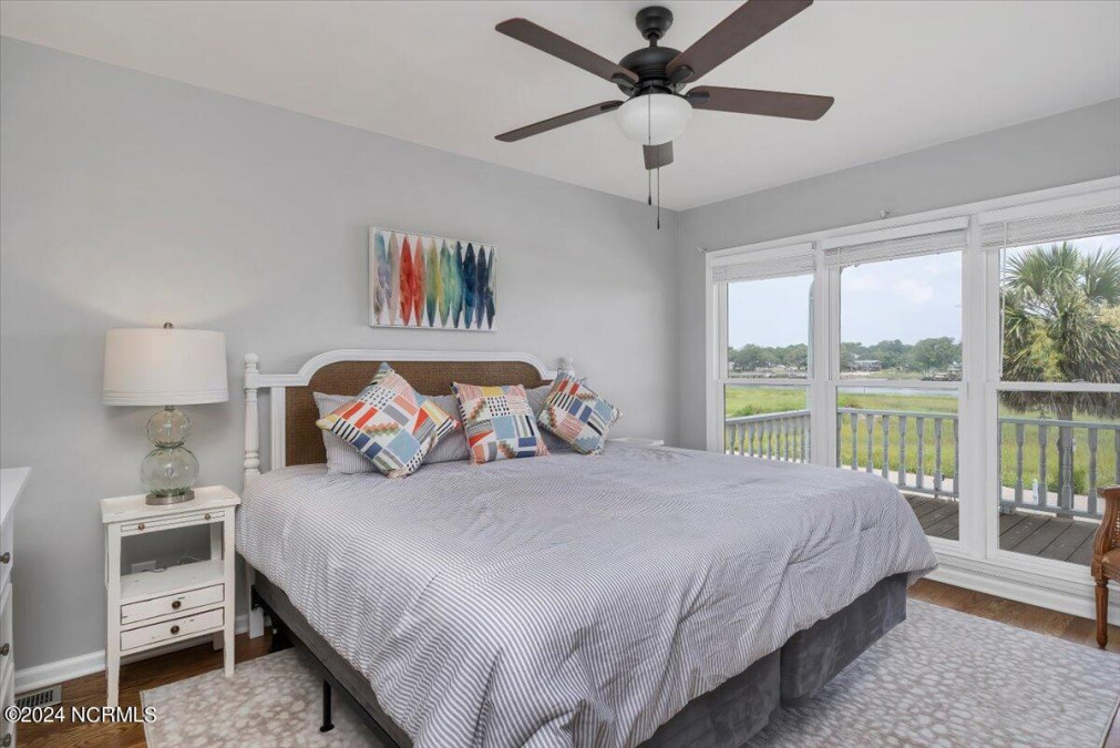 180 Sailfish St Holden Beach, NC 28462