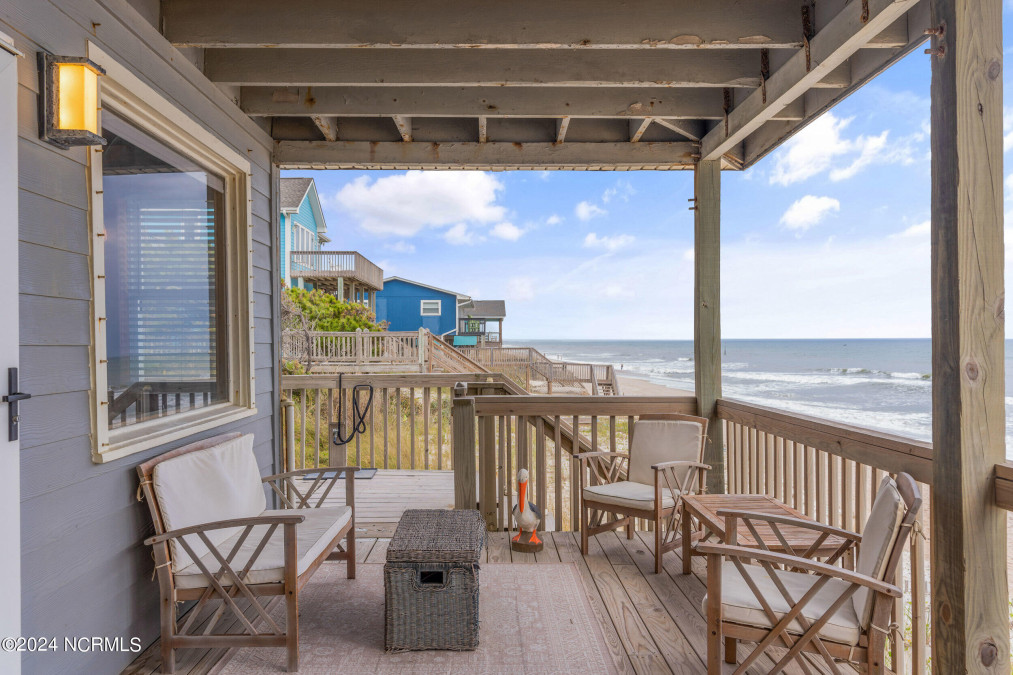 522 Shore Dr Surf City, NC 28445