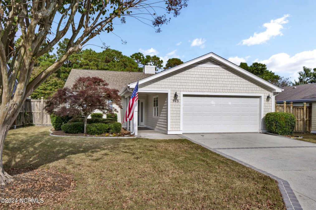 923 Royal Bonnet Dr Wilmington, NC 28405