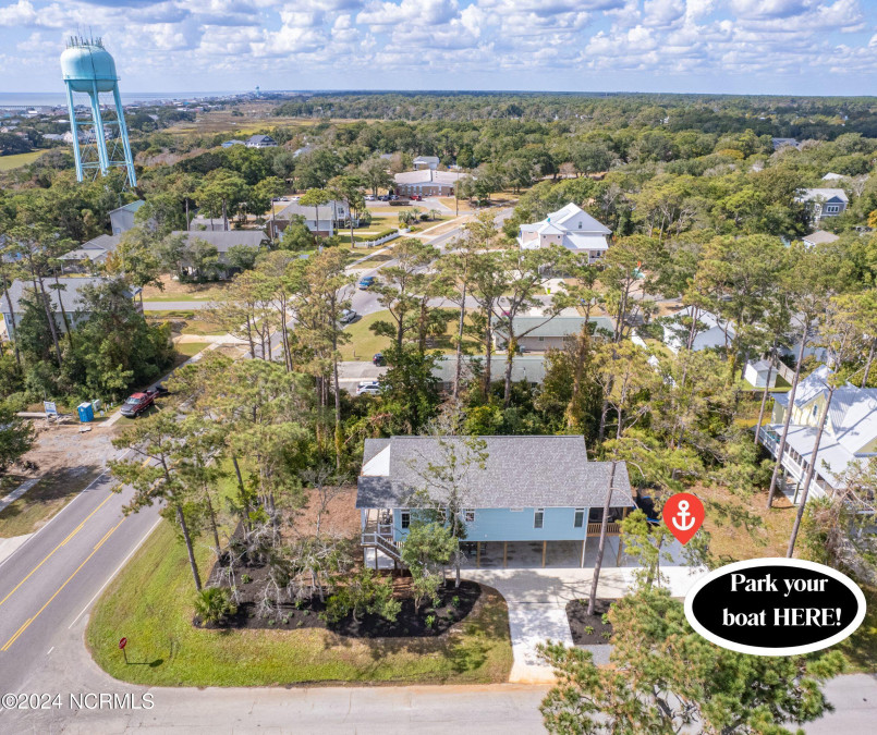 3208 Oak Island Dr Oak Island, NC 28465