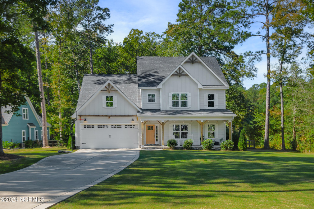 519 Herons Brook Dr Whispering Pines, NC 28327