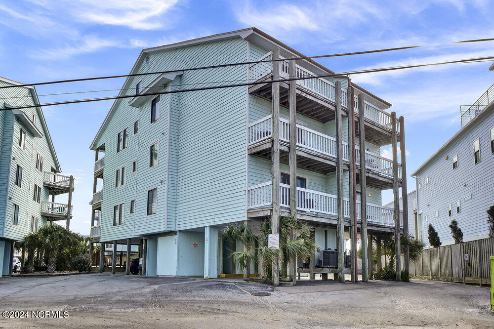 1717 Carolina Beach Ave Carolina Beach, NC 28428