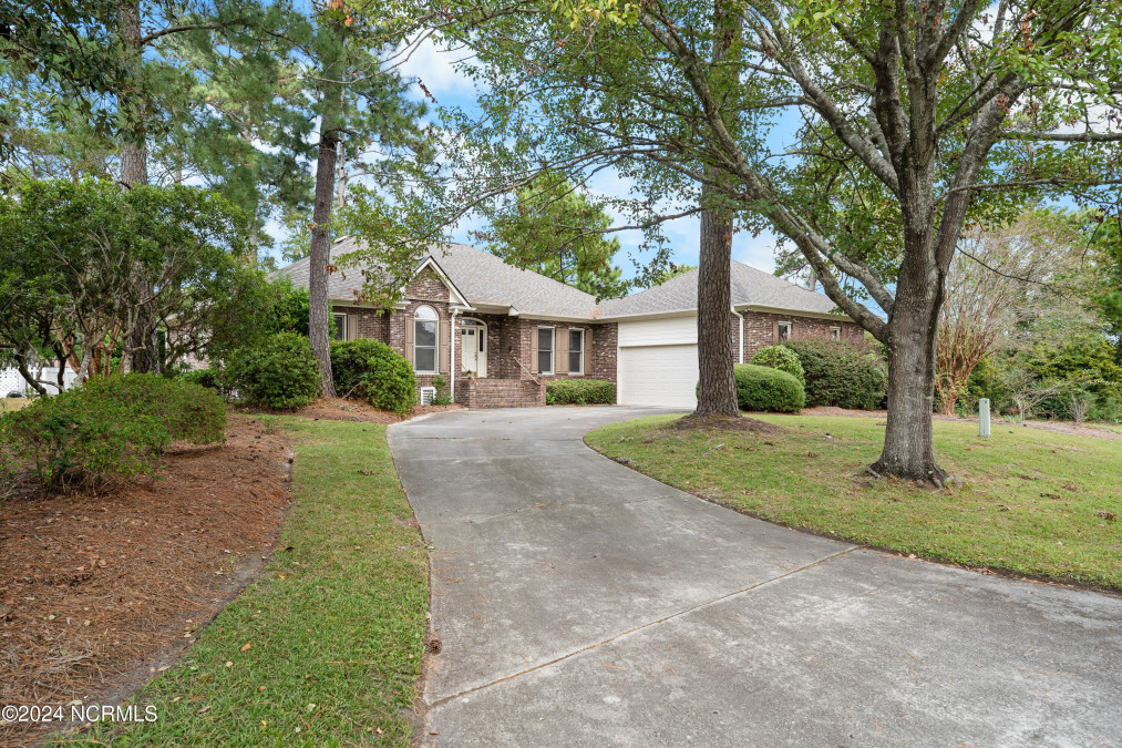 3394 Laurel Ln Southport, NC 28461