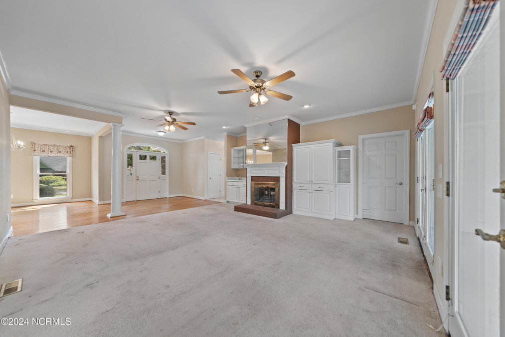 3394 Laurel Ln Southport, NC 28461