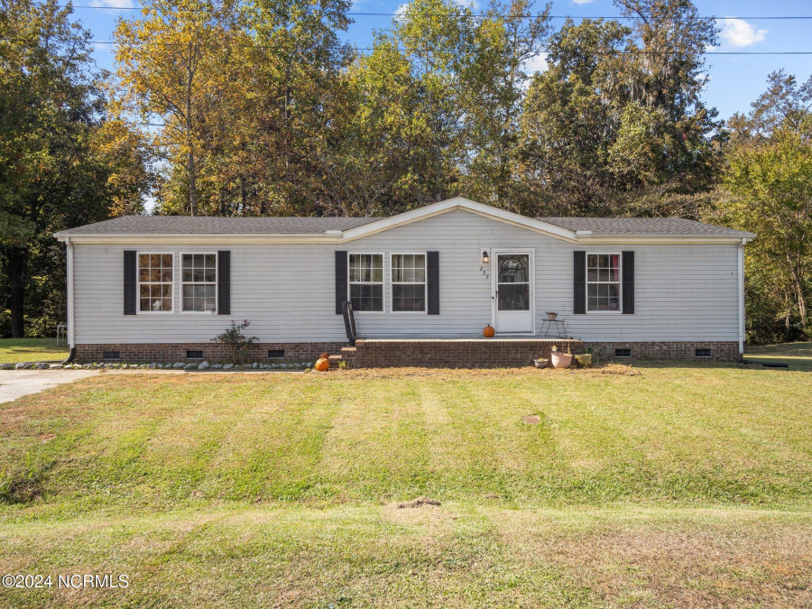 237 Shipmans Pike Jacksonville, NC 28546