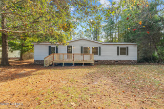 106 Woodland Dr Swansboro, NC 28584