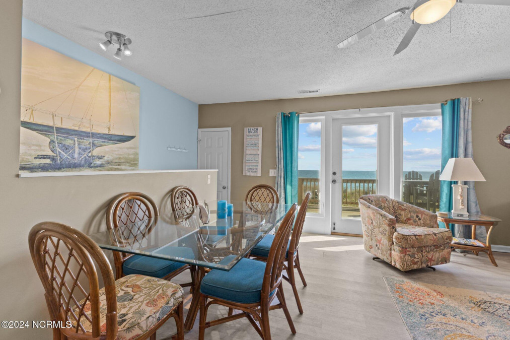 3307 Ocean Dr Emerald Isle, NC 28594