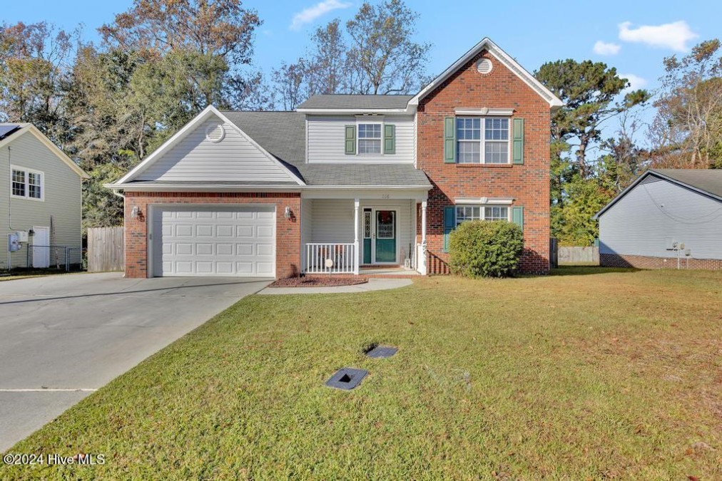 116 Raintree Cir Jacksonville, NC 28540