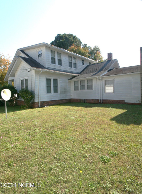 403 Washington St Plymouth, NC 27962