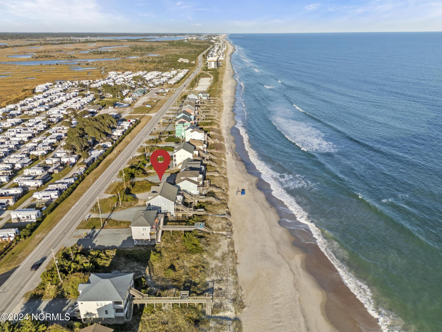 3936 Island Dr North Topsail Beach, NC 28460