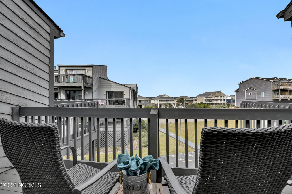 1928 New River Inlet Rd North Topsail Beach, NC 28460