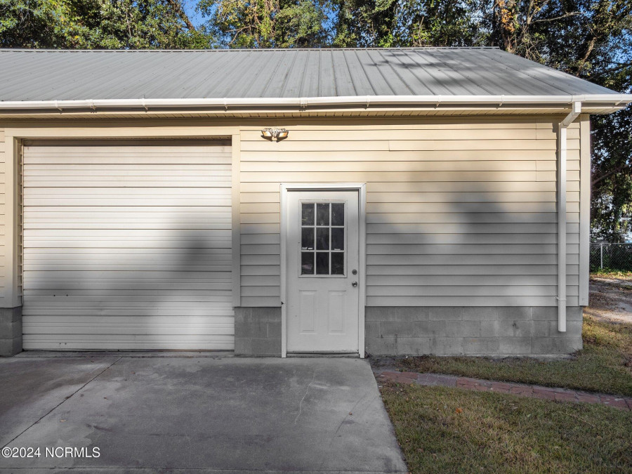 3 Edith Dr Jacksonville, NC 28540