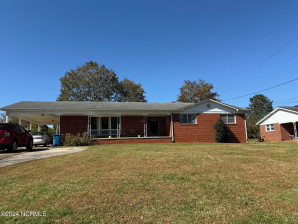 808 Church St Valdese, NC 28690