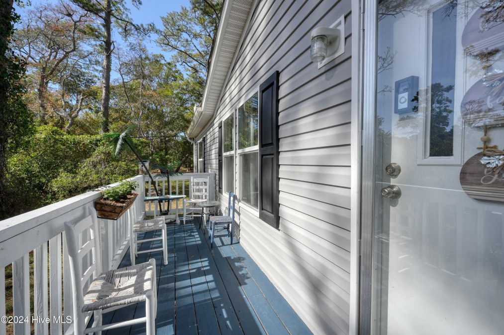 115 75th St Oak Island, NC 28465