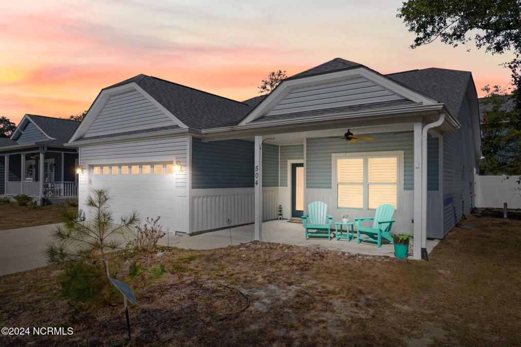 504 Oak Island Dr Oak Island, NC 28465