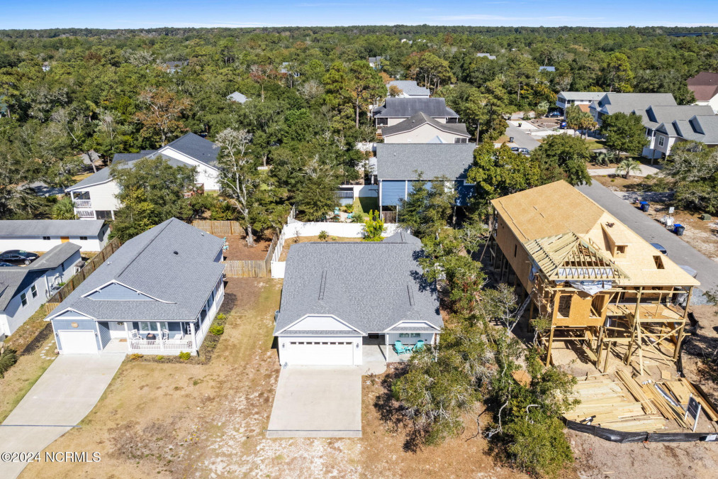 504 Oak Island Dr Oak Island, NC 28465