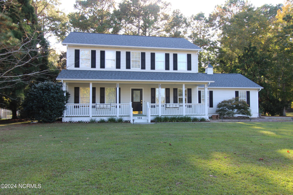 103 Line Boat Ln Swansboro, NC 28584