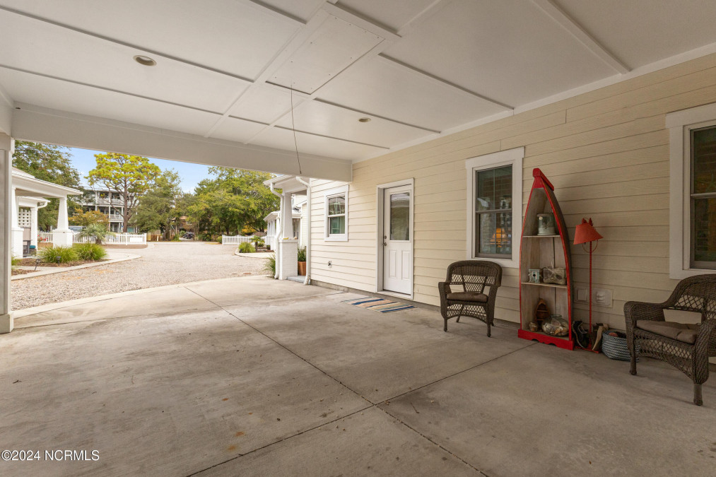 513 Spencer Farlow Dr Carolina Beach, NC 28428