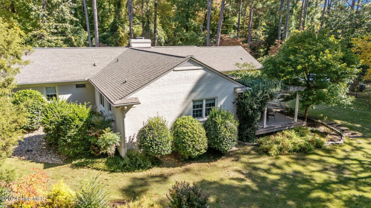 140 Riding Ln Southern Pines, NC 28387