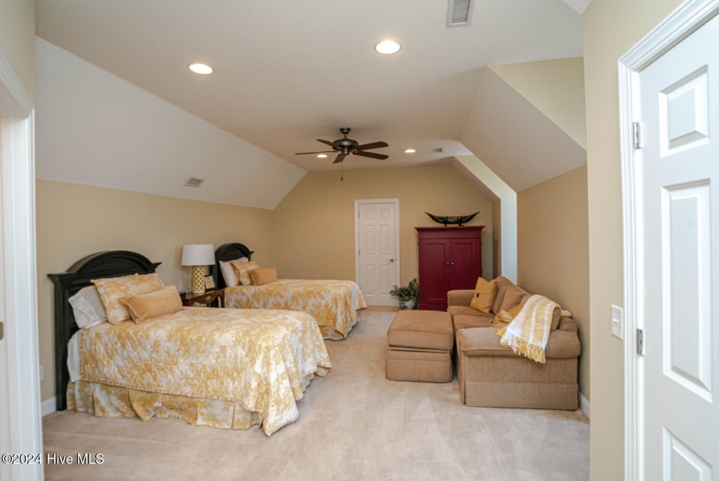 538 Keswick Pl Ocean Isle Beach, NC 28469