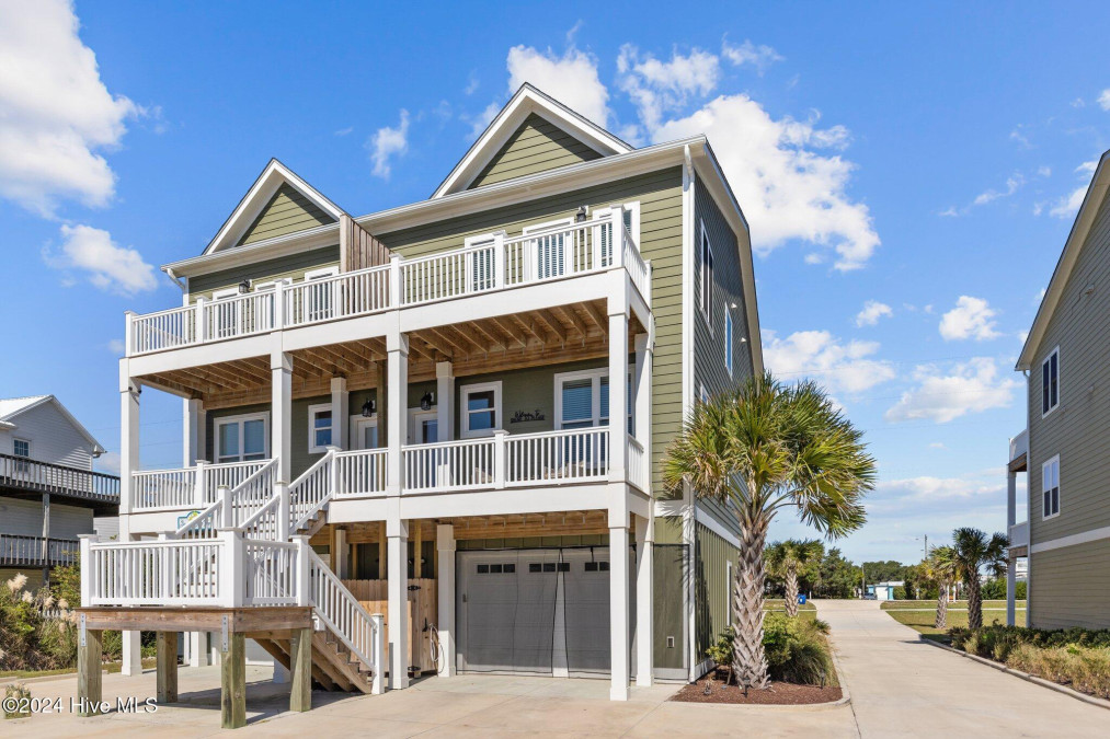 3309 Emerald Dr Emerald Isle, NC 28594