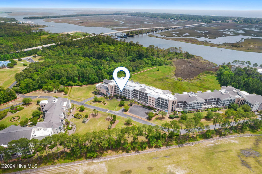 3100 Marsh Grove Ln Southport, NC 28461