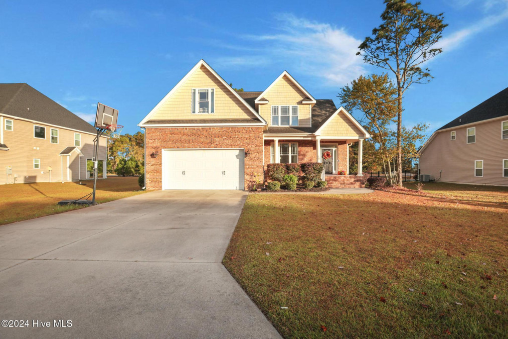 416 Meadowland Cir Jacksonville, NC 28540