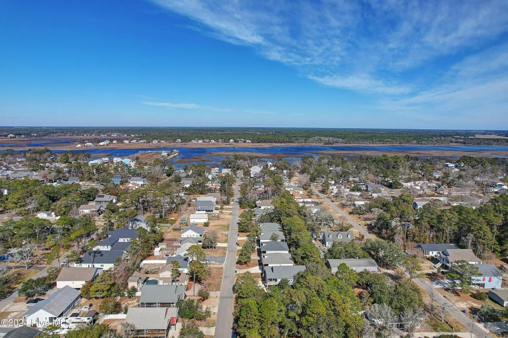 214 64th St Oak Island, NC 28465