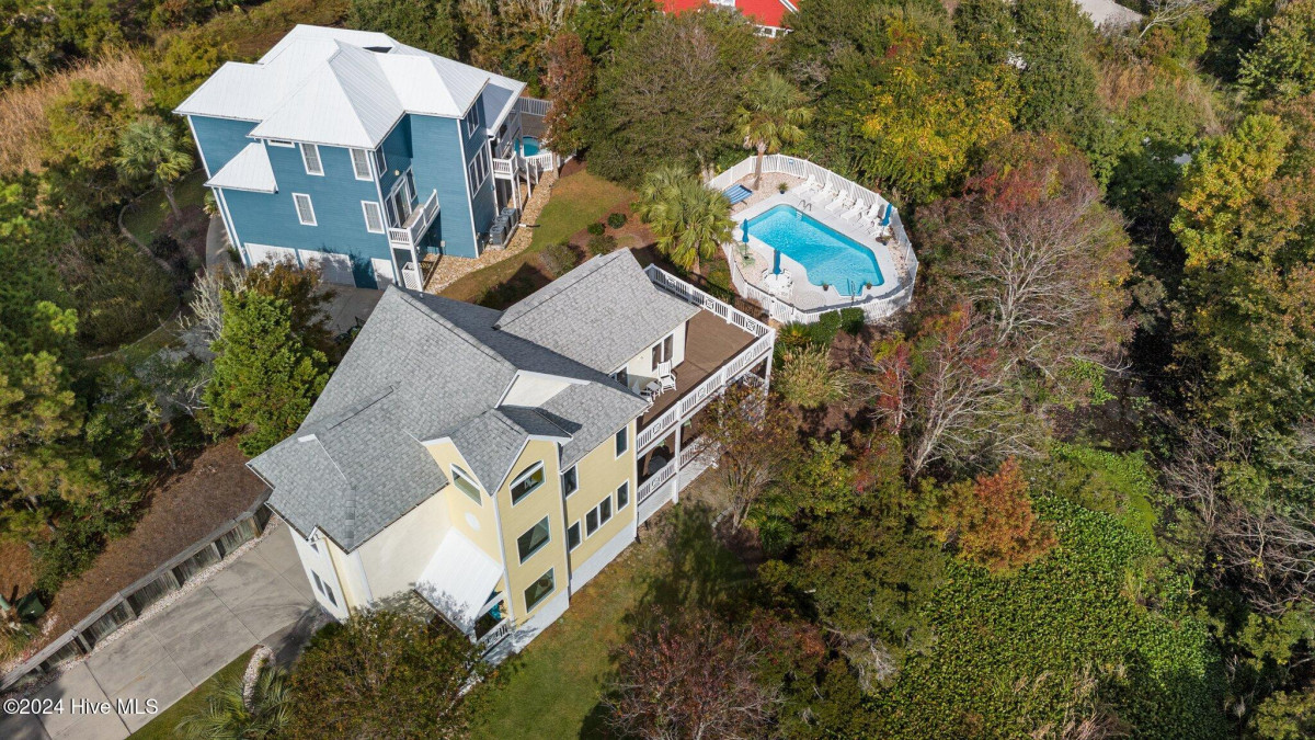 206 Shipwreck Ln Emerald Isle, NC 28594