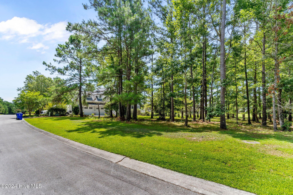 489 River Bluff Dr Shallotte, NC 28470