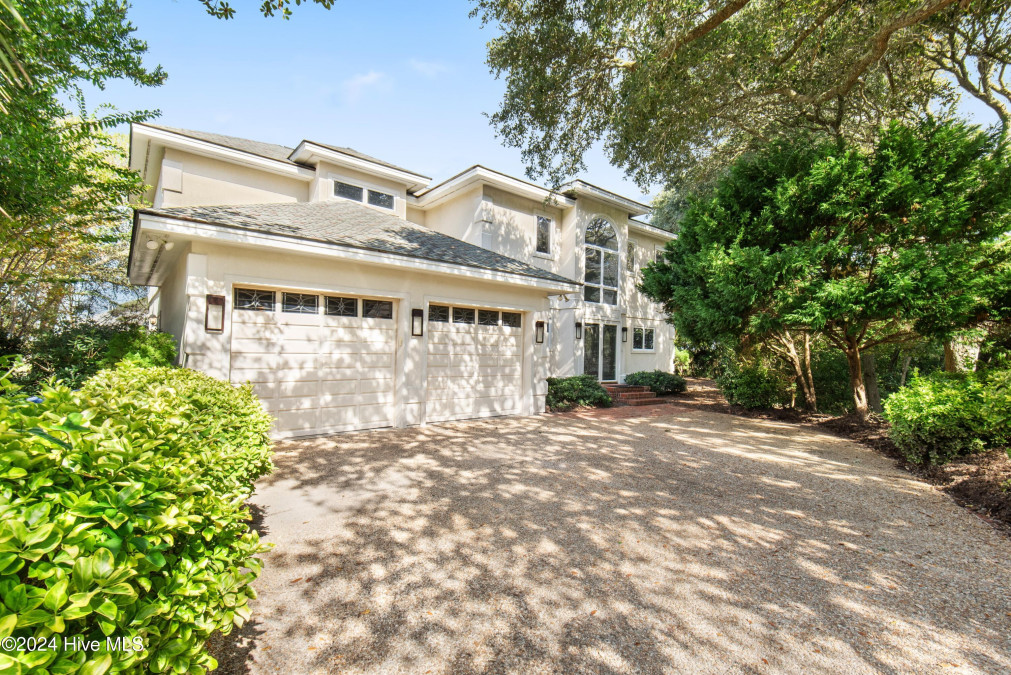 518 Egret Lake Dr Pine Knoll Shores, NC 28512