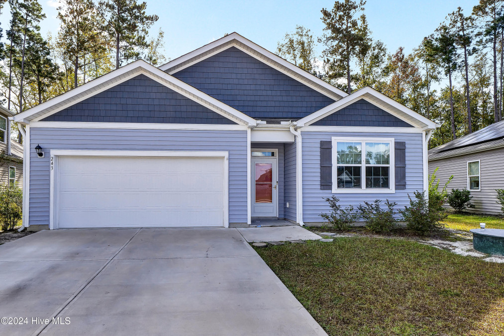 243 Windy Woods Way Wilmington, NC 28401