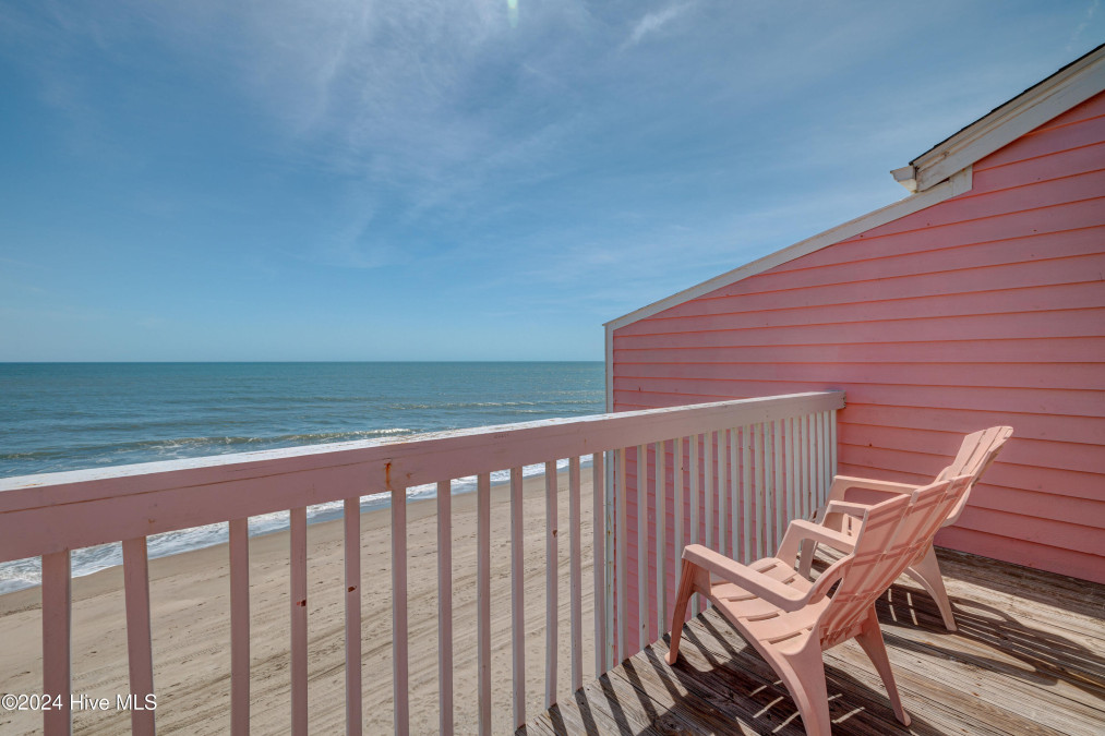 1103 Sand Dollar Ct Kure Beach, NC 28449